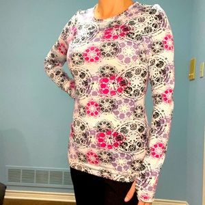 EUC Soybu Lotus Fit Yoga Long Sleeve- Small